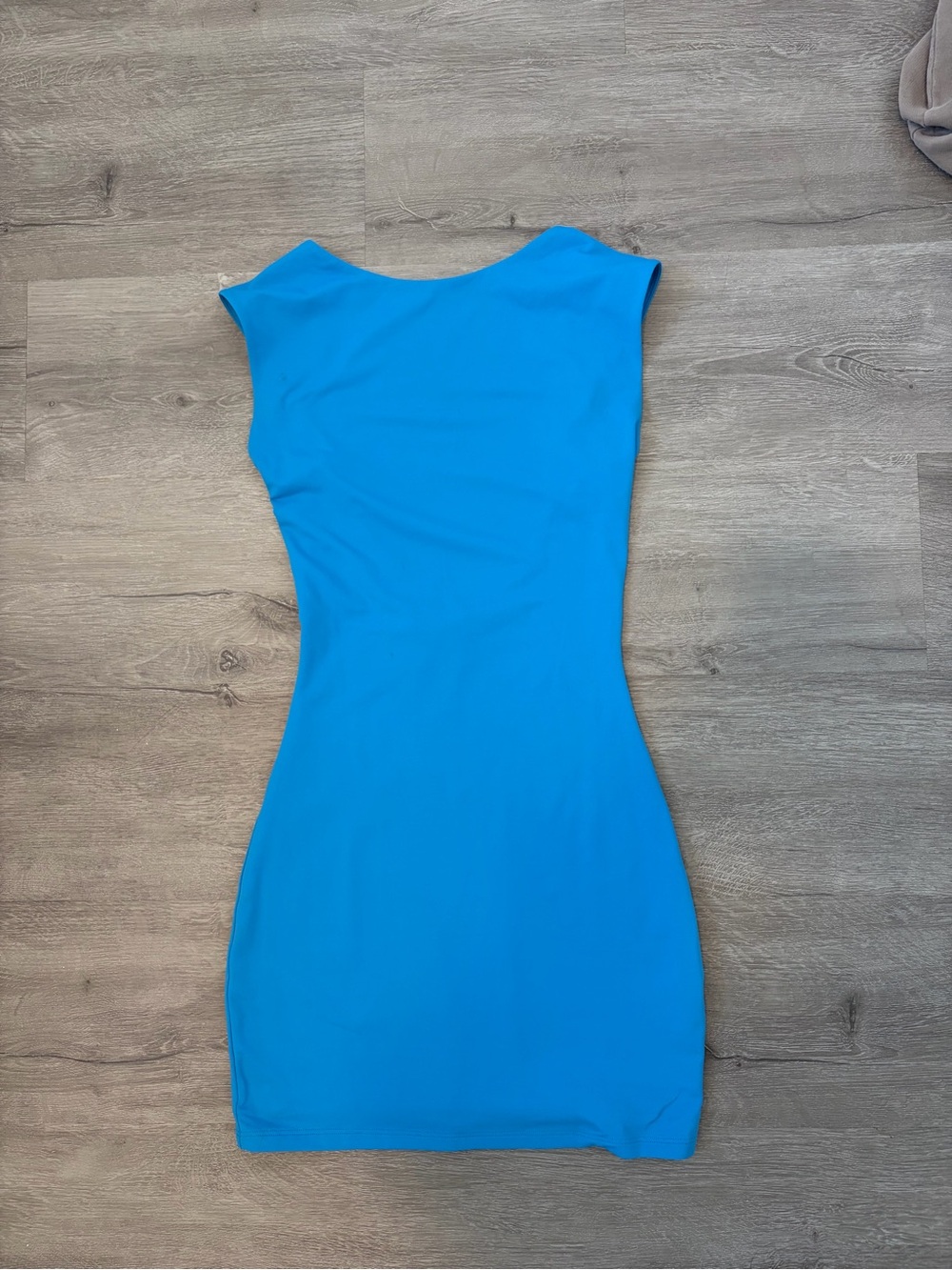 Aritzia Contour Open Back Dress